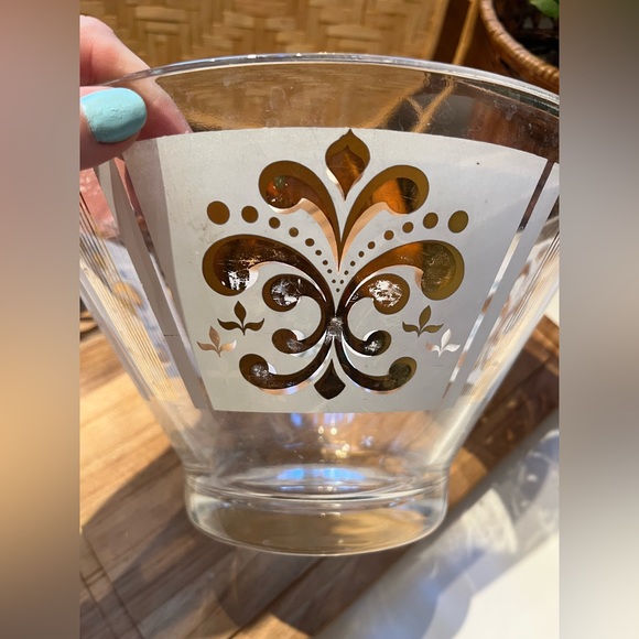 Vintage gold plated serving bowl - Picture 6 of 8